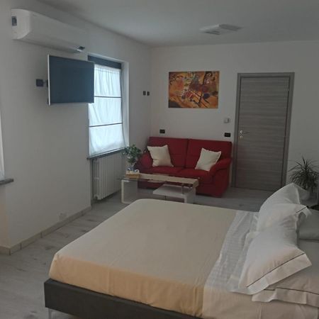 Hotel Baiardo Romagnano Sesia Екстер'єр фото
