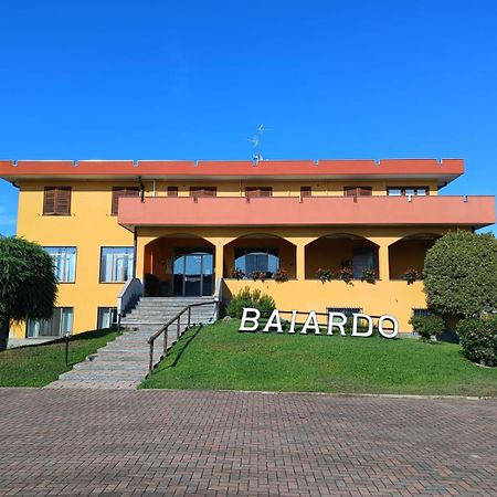 Hotel Baiardo Romagnano Sesia Екстер'єр фото
