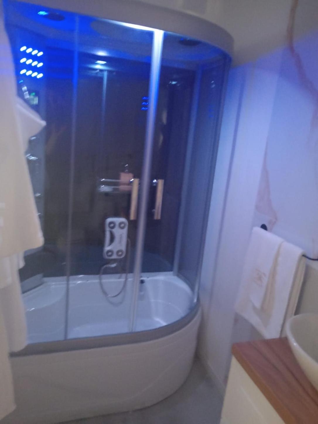 Hotel Baiardo Romagnano Sesia Екстер'єр фото