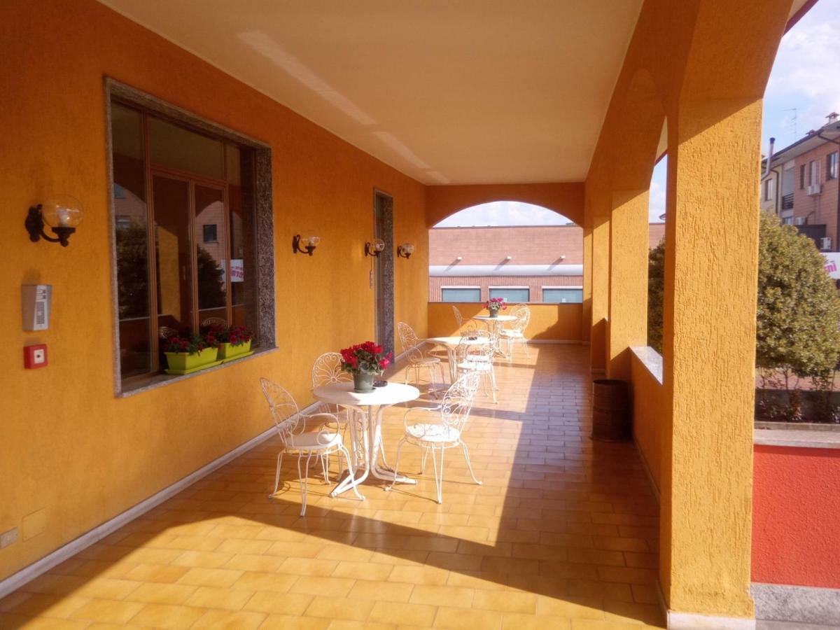 Hotel Baiardo Romagnano Sesia Екстер'єр фото